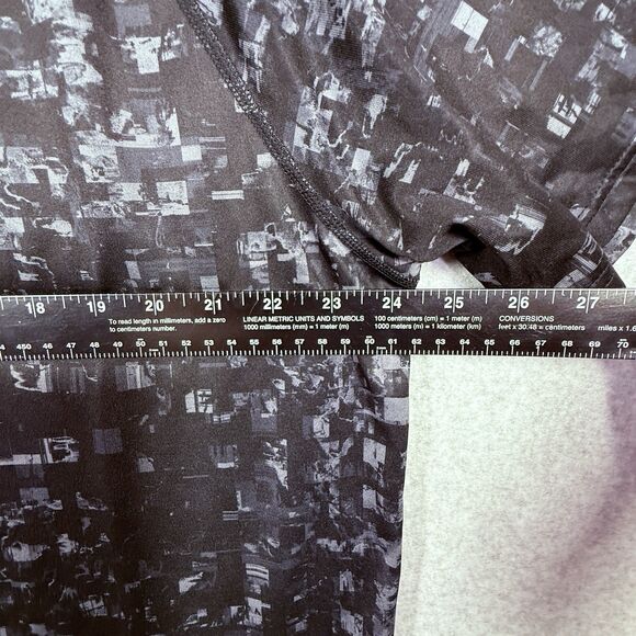 Under Armor Shirt Mens Sz XL Loose Heat Gear Lightweight Stretch - Picture 10 of 12